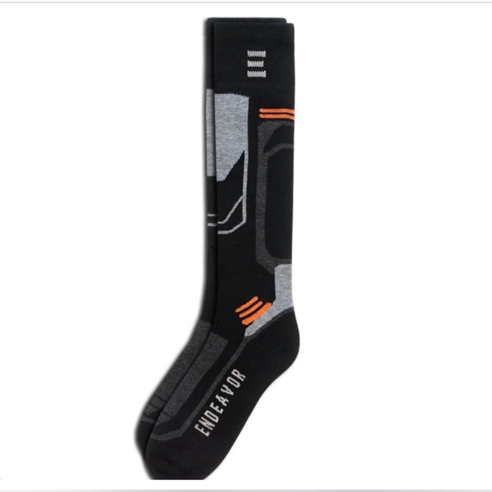 (2) Endeavor Snowboards Thermal Surplus Socks -Unisex